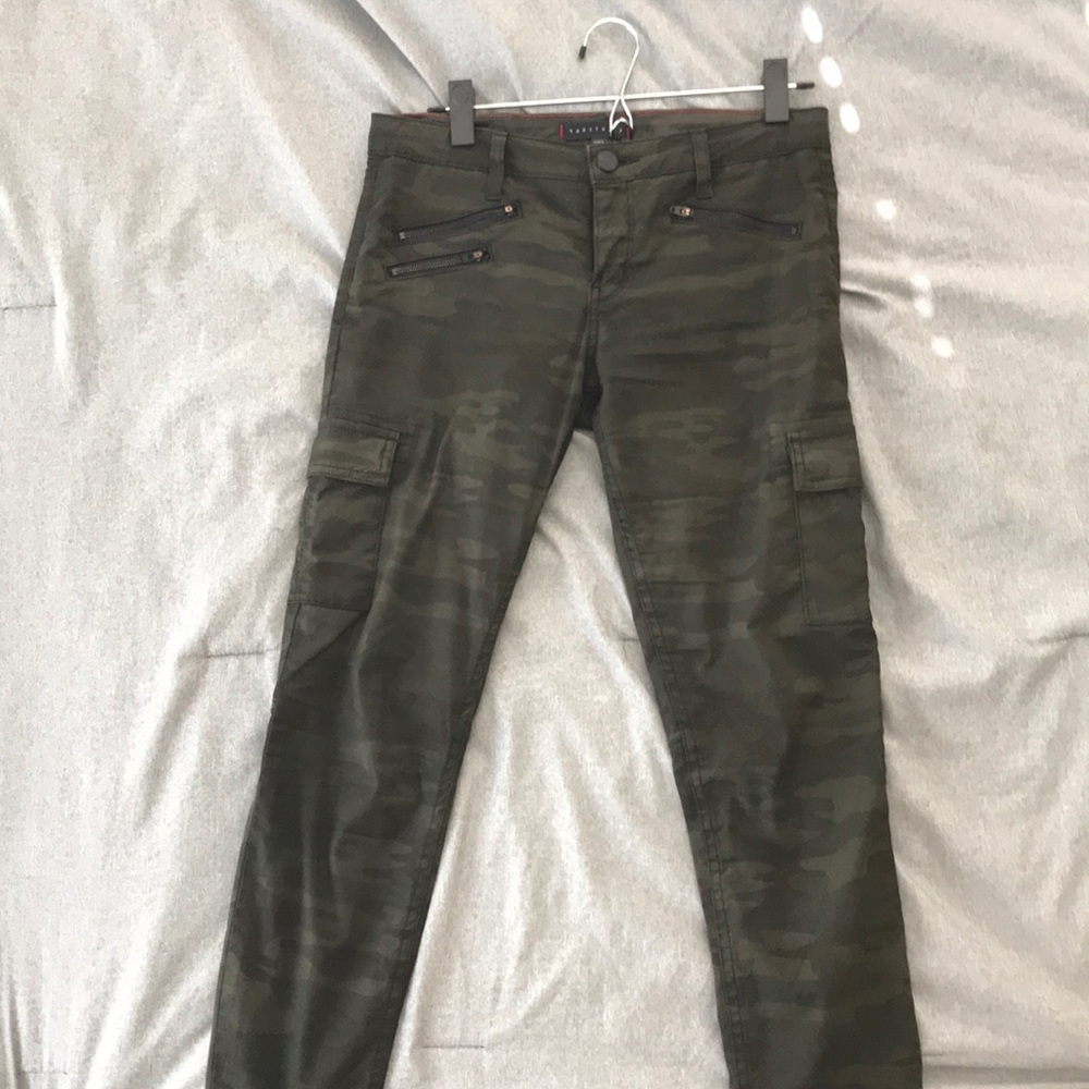 Sanctuary camo skinny pants